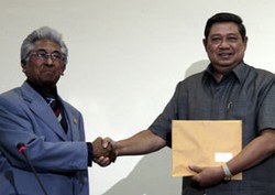 Buyung: SBY Terbelenggu Oleh Image Building 