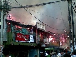 400 Pengungsi Ditampung di 6 Tenda