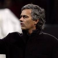 Mourinho Berang Dibilang Nyontek Milan