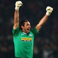 Segera Dioperasi, Buffon Bakal Absen 6 Pekan