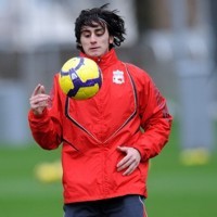 Aquilani Ketagihan Jadi  Starter