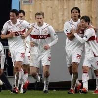 Stuttgart Lolos ke 16 Besar