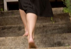 Pria Suka Wanita Berkaki Panjang Cuma Mitos