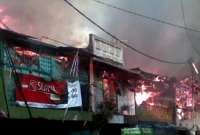 Banyak Pemulung Muncul, Korban Kebakaran Jual Puing-puing