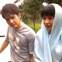 Akad Nikah Dhini-Dimas Penuh Haru