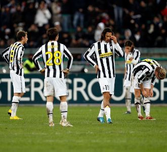 Juve Hampa Angka di San Nicola