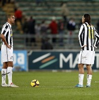 Juve Keok di Kandang Bari