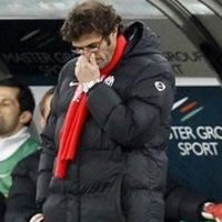 Kalah di Laga yang Aneh