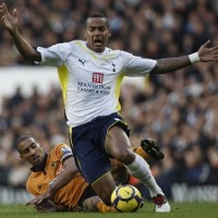 Spurs Digigit Wolves, City Ditahan Bolton