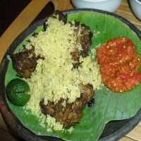 Gurih Mantap Iga Kremes