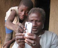 Telekomunikasi di Mata Rakyat Kecil