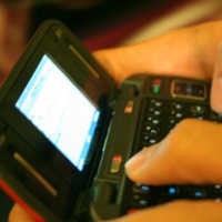 Gara-gara SMS, Perdana Menteri Ribut Sama Walikota