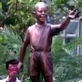  Patung Obama Harus Dipindah dari Taman Menteng