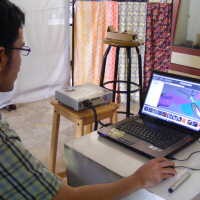 Perajin Batik di Pacitan Hanya 4 Hari Belajar Batik Fractal