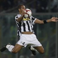 Melo: Ini Tahun Terbaikku, Kok