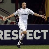 Benzema Tak Mau Dihentikan Sekarang