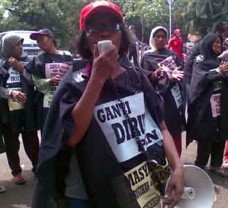 Ibu-ibu Demo Mabes Polri