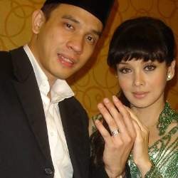 Terry Puteri Batal Bulan Madu ke Inggris