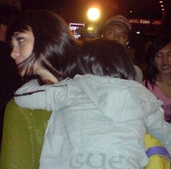 Luna Maya Ngamuk di Twitter