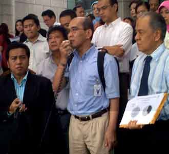 Kalangan Profesional Demo Century