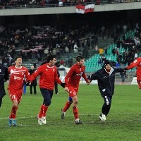 Laser Pemain Juve, Bari Didenda