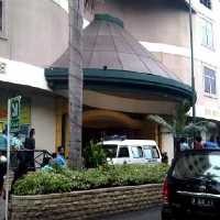 Cinta & Belanja Bisa Jadi Penyebabnya