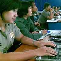 Asah Kemampuan Jurnalistik, Polisi Belajar Nulis dan Upload Berita