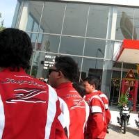 Bertarung Melawan Truk Sawit