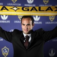 Donovan Makin Dekat ke Everton