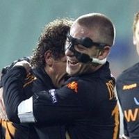 Hantam Sofia 3-0, Roma Juara Grup