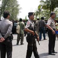 Sambut Jenazah Kwalik, Pendukung di Timika Sempat Blokir Jalan