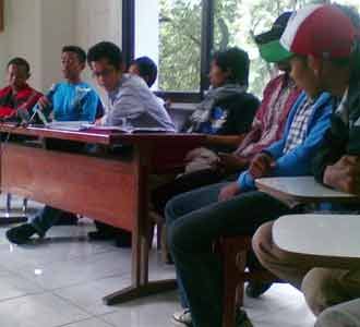 Warga Ciganjur Mengadu ke LBH