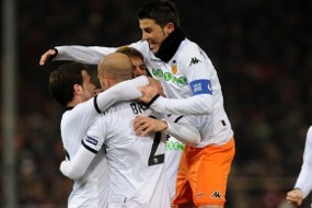 Valencia & Hamburg ke 32 Besar