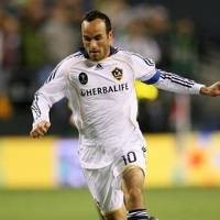 Everton Pinjam Donovan
