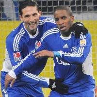 Farfan Lontarkan Schalke ke Puncak