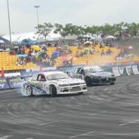 Drifter Tuan Rumah Jadi Raja