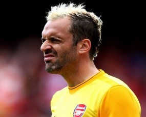 Almunia: Ah, Cuma Keberuntungan