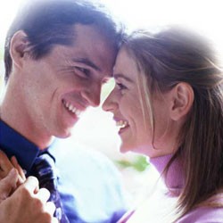 Laki-Laki Lebih Cepat Mengatakan Cintanya!