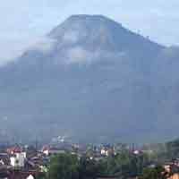 6 Pendaki Gunung Panderman Ditemukan, 1 Orang Terluka