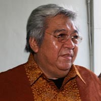 TK Puji Kedatangan Boediono di Pansus Century