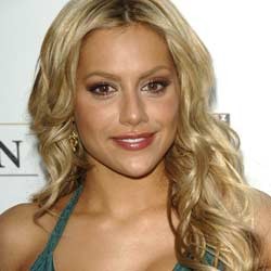 Brittany Murphy Diduga Meninggal Karena OD