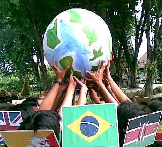 Aksi Kritisi KTT Perubahan Iklim