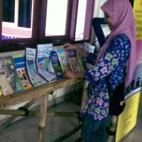 2010, Universitas Widyatama Berpagar Buku