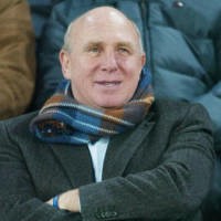 Kakak Arahkan Bayern, Adik Wolfsburg