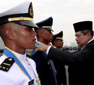 SBY Lantik 1.092 Taruna TNI-Polri
