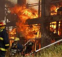 Ratusan Rumah Hangus Terbakar
