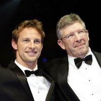 Brawn Bantah Usir Button