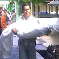 Kedatangan Jenazah Rozak Disambut Isak Tangis