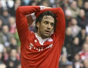 Totti Sambut Toni