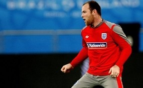 Meledaklah, Rooney